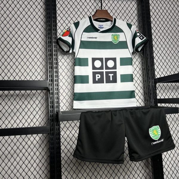 Sporting Cp 2001/03 Home Kids Retro Jersey And Shorts - Image 4