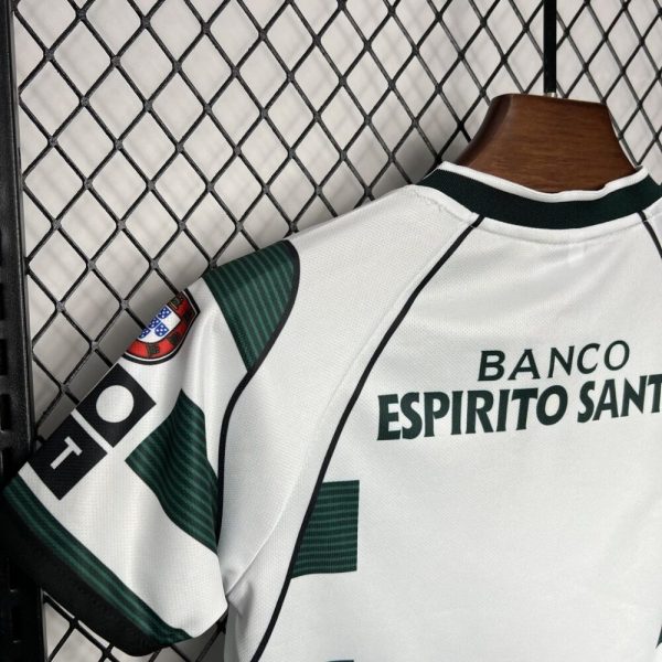 Sporting Cp 2001/03 Home Kids Retro Jersey And Shorts - Image 3