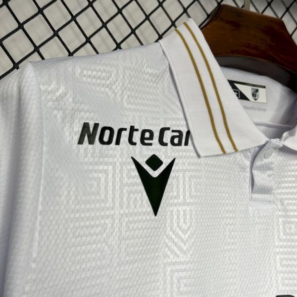 Vitoria De Guimaraes 2024/25 Home Jersey - Image 10