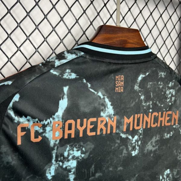 Bayern Munich 2024/25 Away Jersey - Image 3