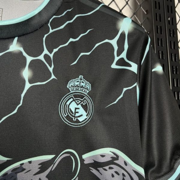Real Madrid 2024/25 Special Edition Black And Green Jersey - Image 4