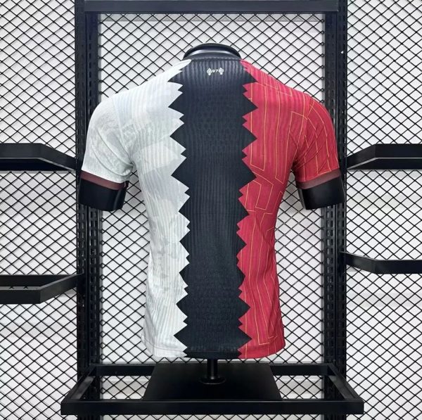 Liverpool 2024/25 Three-Color Special Edition Jersey Player Version - Image 3