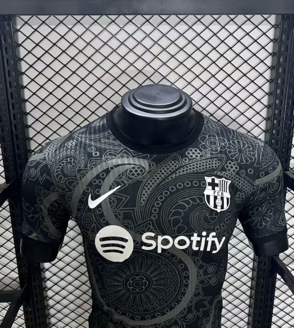 Barcelona 2024/25 Black Special Edition Jersey Player Version - Image 3