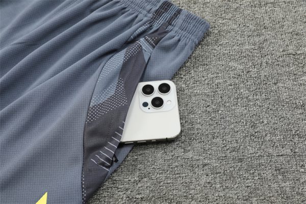 Ajax 2024/25 Training Adult Jersey+Short 14001 - Image 5
