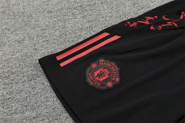 Manchester United 2024/25 Training Adult Jersey+Short 14001 - Image 5