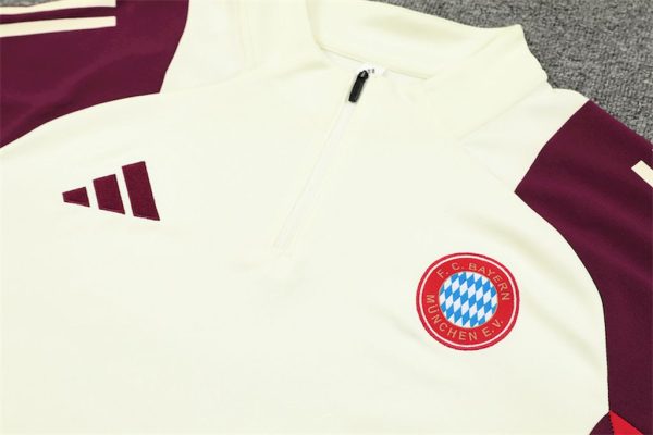 Bayern Munich 2024/25 Half-Zip Adult Sweater+Pant 14001 - Image 6