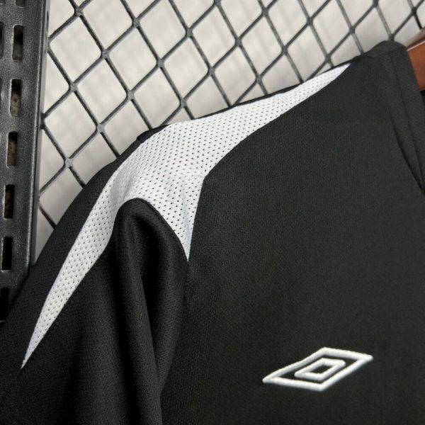 Colo Colo 2006 Away Retro Jersey - Image 6