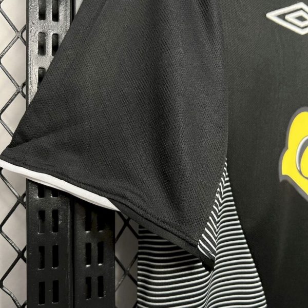 Colo Colo 2006 Away Retro Jersey - Image 5