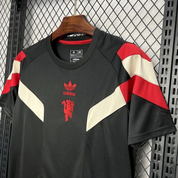Manchester United 2024/25 Originals Tee Black Jersey - Image 3