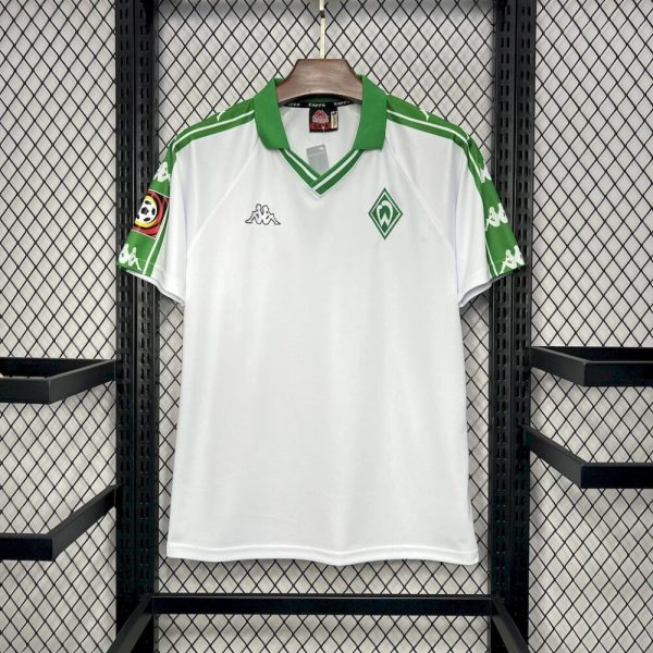 Werder Bremen 2001/02 Away Rerro Jersey - Image 7
