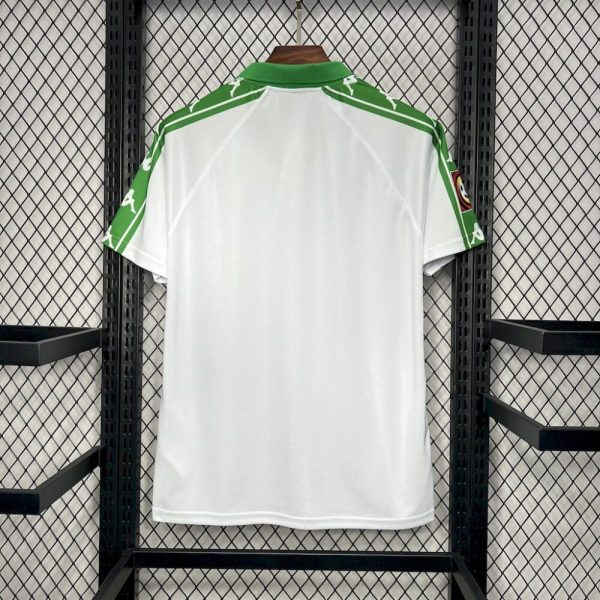 Werder Bremen 2001/02 Away Rerro Jersey - Image 2