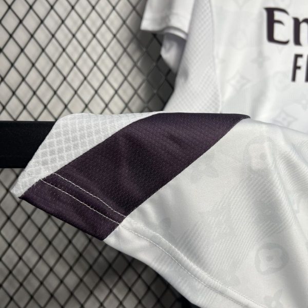 Real Madrid 2024/25 Lv Co-Branded Edition  Jersey - Image 5