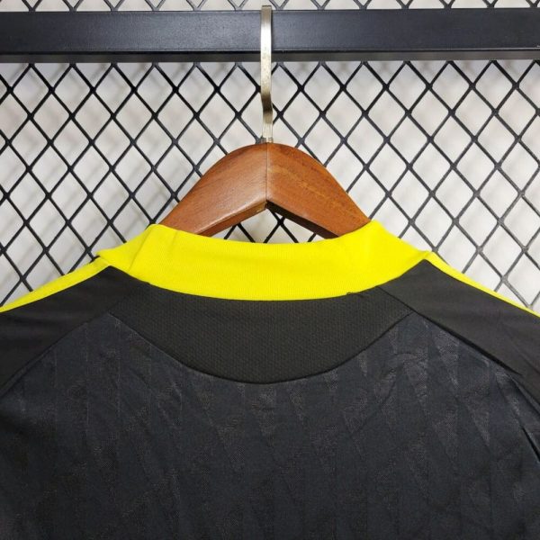 Liverpool 2010/11 Third Retro Jersey - Image 8