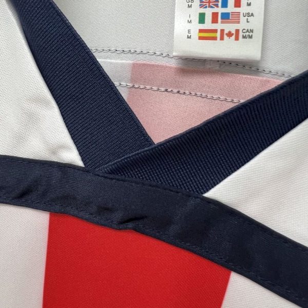 Bayern Munich 2000/01 Away Retro Jersey - Image 8