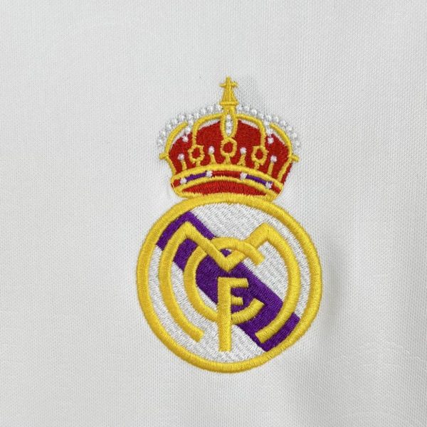Real Madrid 1996/97 Home Retro Jersey - Image 8