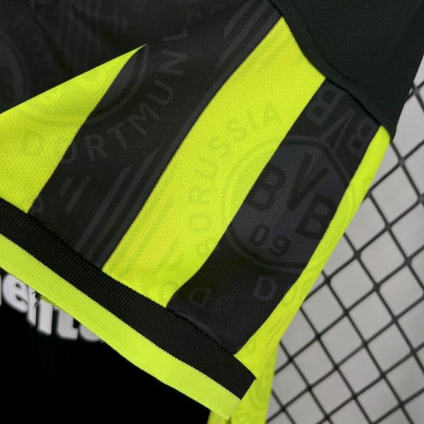 Borussia Dortmund 1996/97 Away Retro Jersey - Image 3