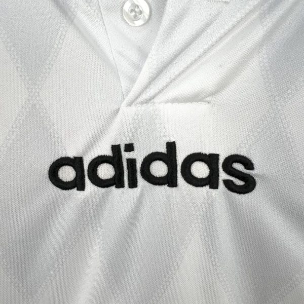 Bayern Munich 1995/96 Away Retro Jersey - Image 6