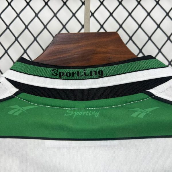Sporting Cp 2000/01 Home Retro Jersey - Image 3