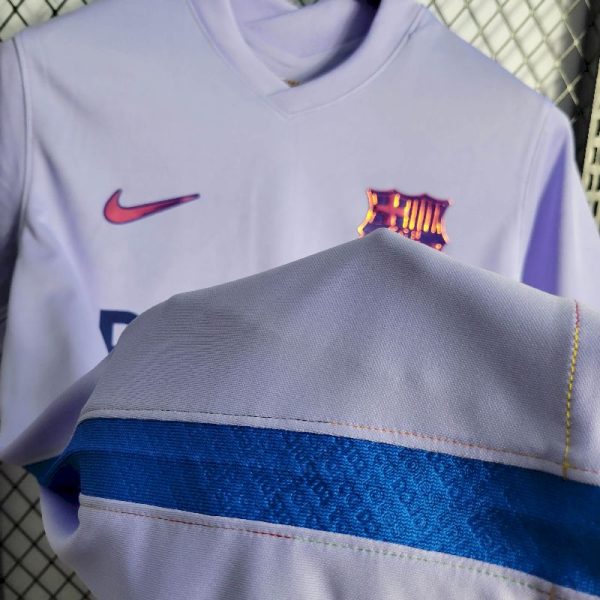 Barcelona 2021/22 Away Retro Jersey - Image 7