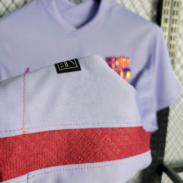 Barcelona 2021/22 Away Retro Jersey - Image 5