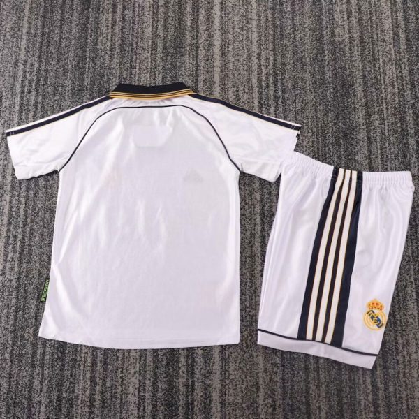 Real Madrid 1998/00 Home Kids Retro Jersey And Shorts - Image 2