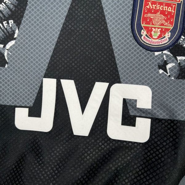 Arsenal 1994/95 Black Goalkeeper Long Sleeve Retro Jersey - Image 4