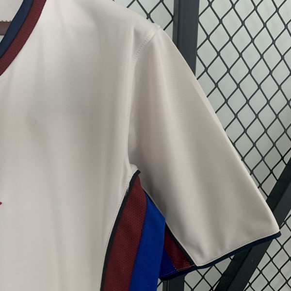 Barcelona 1998/99 Away Retro Jersey - Image 7