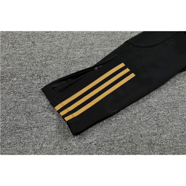 Argentina 2023/24 Half-Zip Adult Sweater+Pant 14001 - Image 3