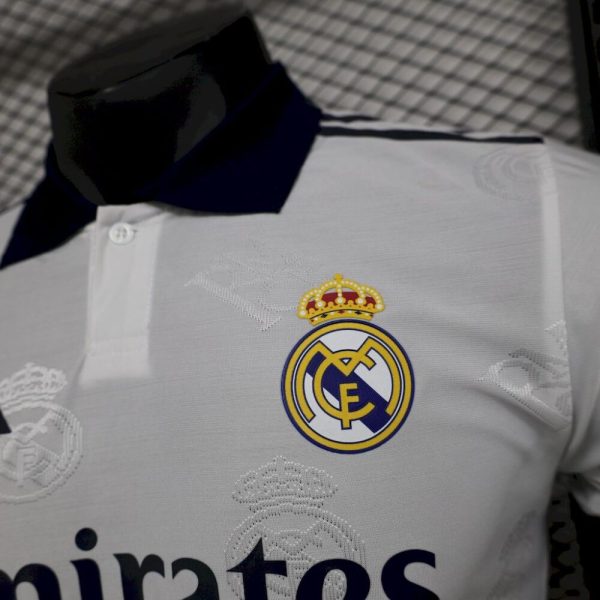 Real Madrid  2025/26 White Special Edition Jersey Player Version - Image 7