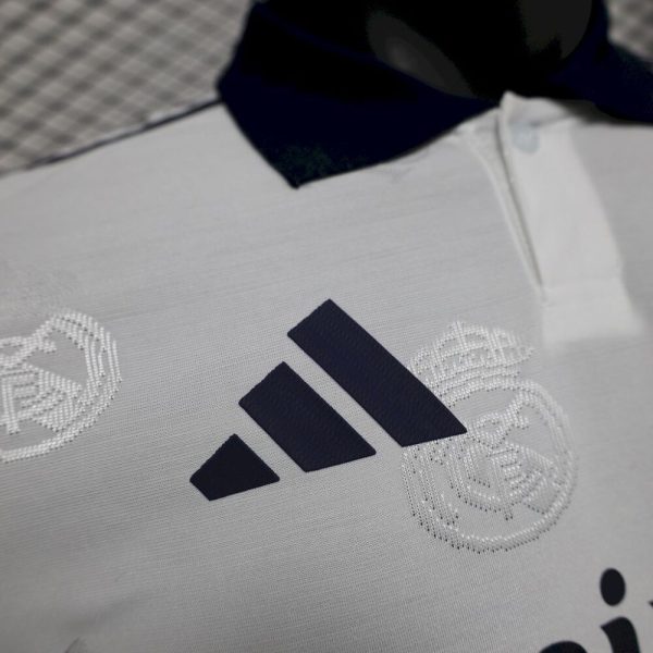 Real Madrid  2025/26 White Special Edition Jersey Player Version - Image 3