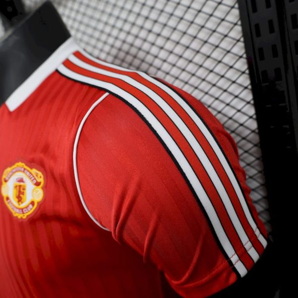 Manchester United 2025/26 Terrace Icons Jersey Player Version - Image 6