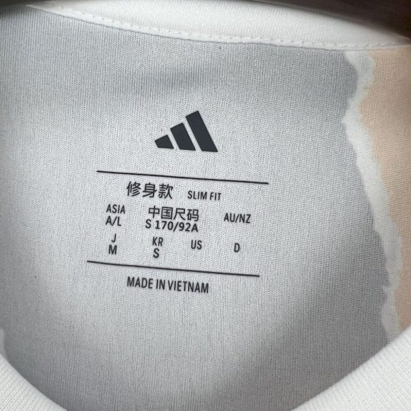 Real Madrid 2024/25 Pre-Match Jersey - Image 3
