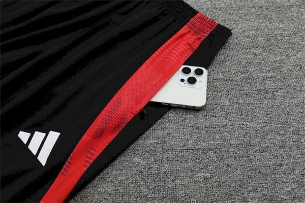 Manchester United 2024/25 Half-Zip Adult Sweater +Pant 14001 - Image 4