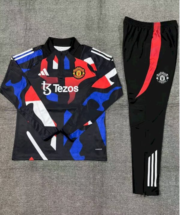 Manchester United 2024/25 Half-Zip Kids  Sweater+Pant 14001 - Image 2