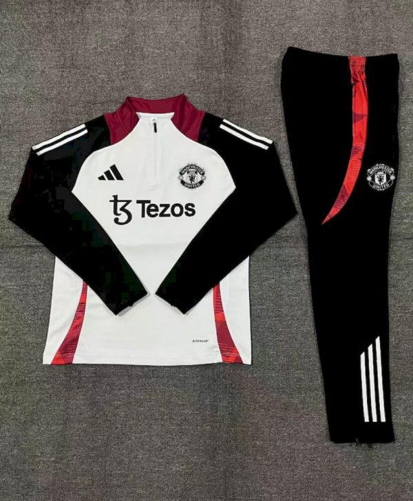Manchester United 2024/25 Half-Zip Kids Sweater+Pant 14001 - Image 2