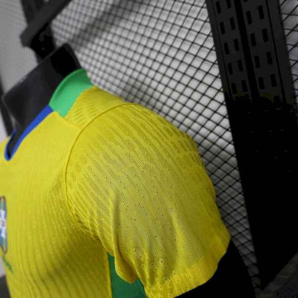 Brazil 2025/26 Home Jersey Player Version - Image 8