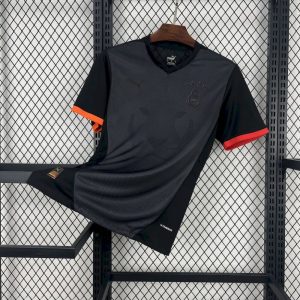 Galatasarays 2025/26 Black Special Edition Jersey