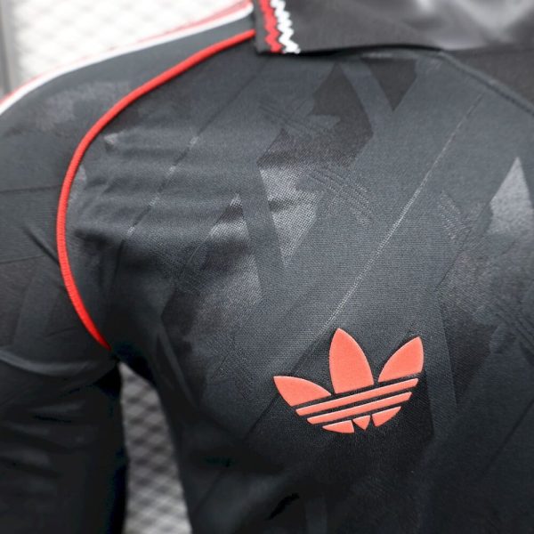 Manchester United 2025/26 Special Edition  Jersey Player Version - Image 5