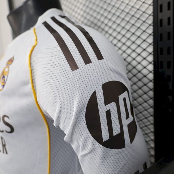 Real Madrid 2025/26 Home Long Sleeves Jersey Player Version - Image 3