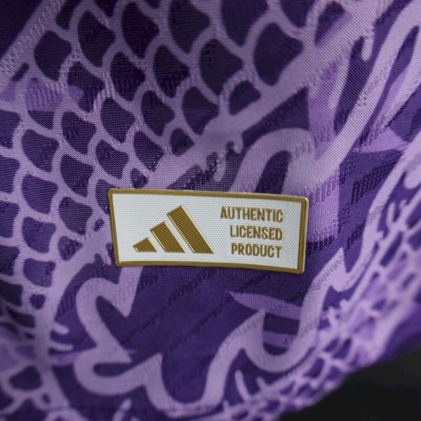 Real Madrid 2025/26 Purple Special Edition Jersey Player Version - Image 5