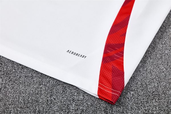 Manchester United 2024/25 Training Kids Jersey+Short 14001 - Image 2