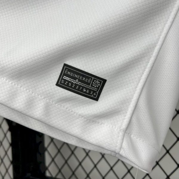 Barcelona 2025/26 White Special Edition Jersey - Image 5