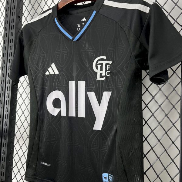 Charlotte Fc 2025/26 Away Kids Kit - Image 4