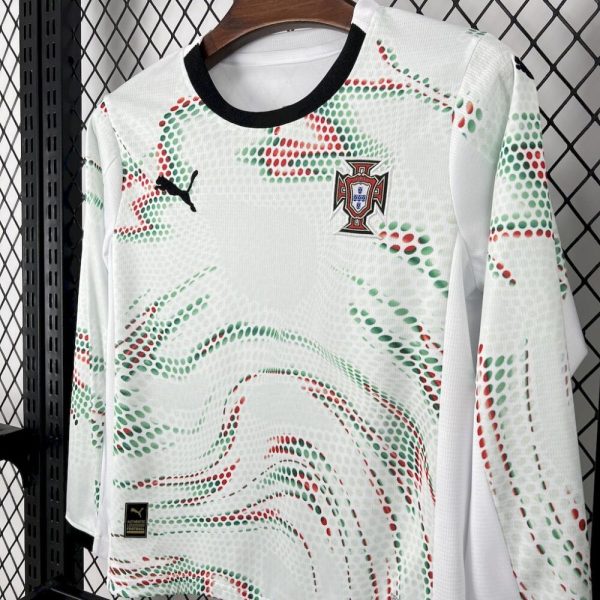 Portugal 2025/26 Away Long Sleeves Kids Kit - Image 4