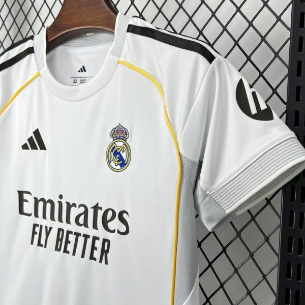 Real Madrid 2025/26 Home Kids Kit - Image 5