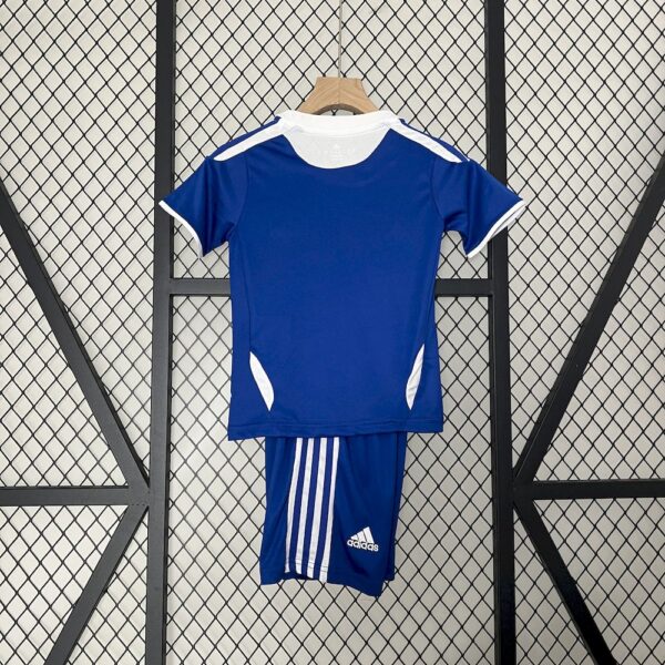 Chelsea 2011/12 Home Kids Retro Jersey And Shorts - Image 2