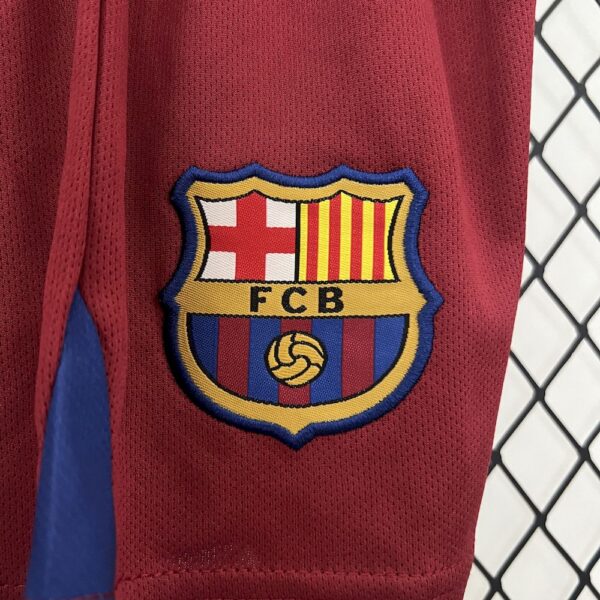 Barcelona 2005/06 Home Kids Retro Jersey And Shorts - Image 5