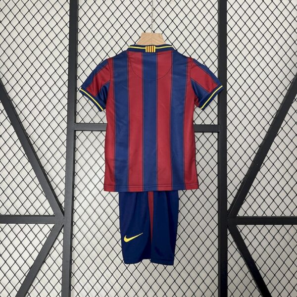 Barcelona 2009/10 Home Kids Retro Jersey And Shorts - Image 2