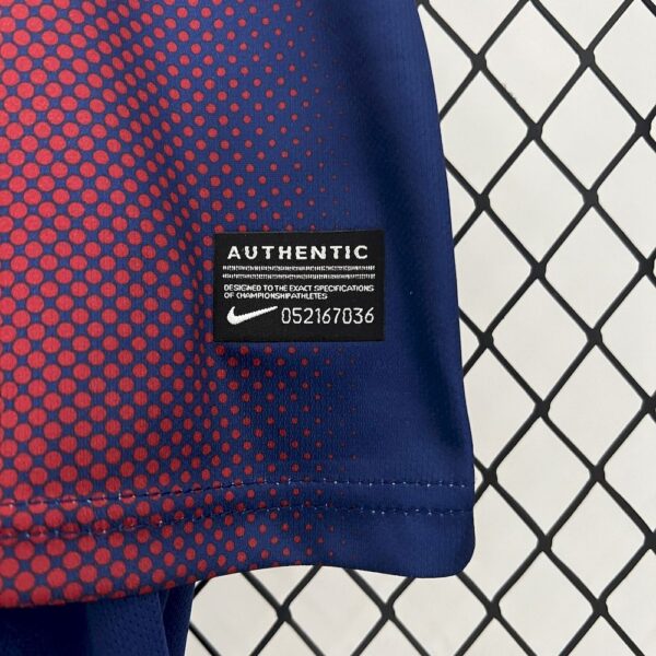 Barcelona 2012/13 Home Kids Retro Jersey And Shorts - Image 5