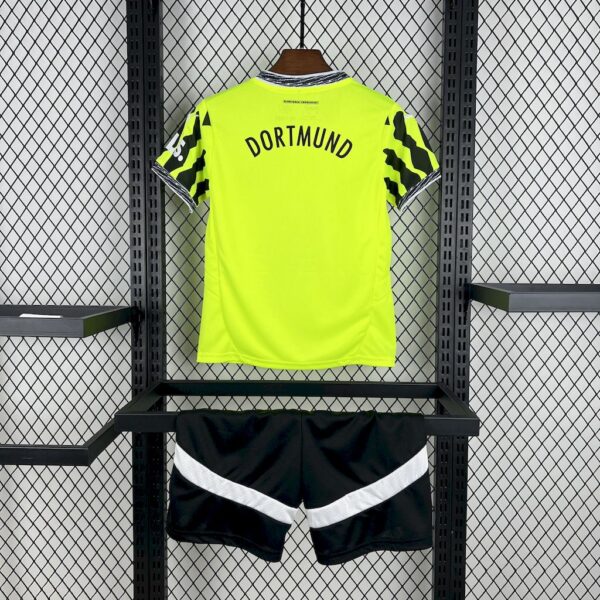 Borussia Dortmund 2025/26 Special Kids Kit - Image 2
